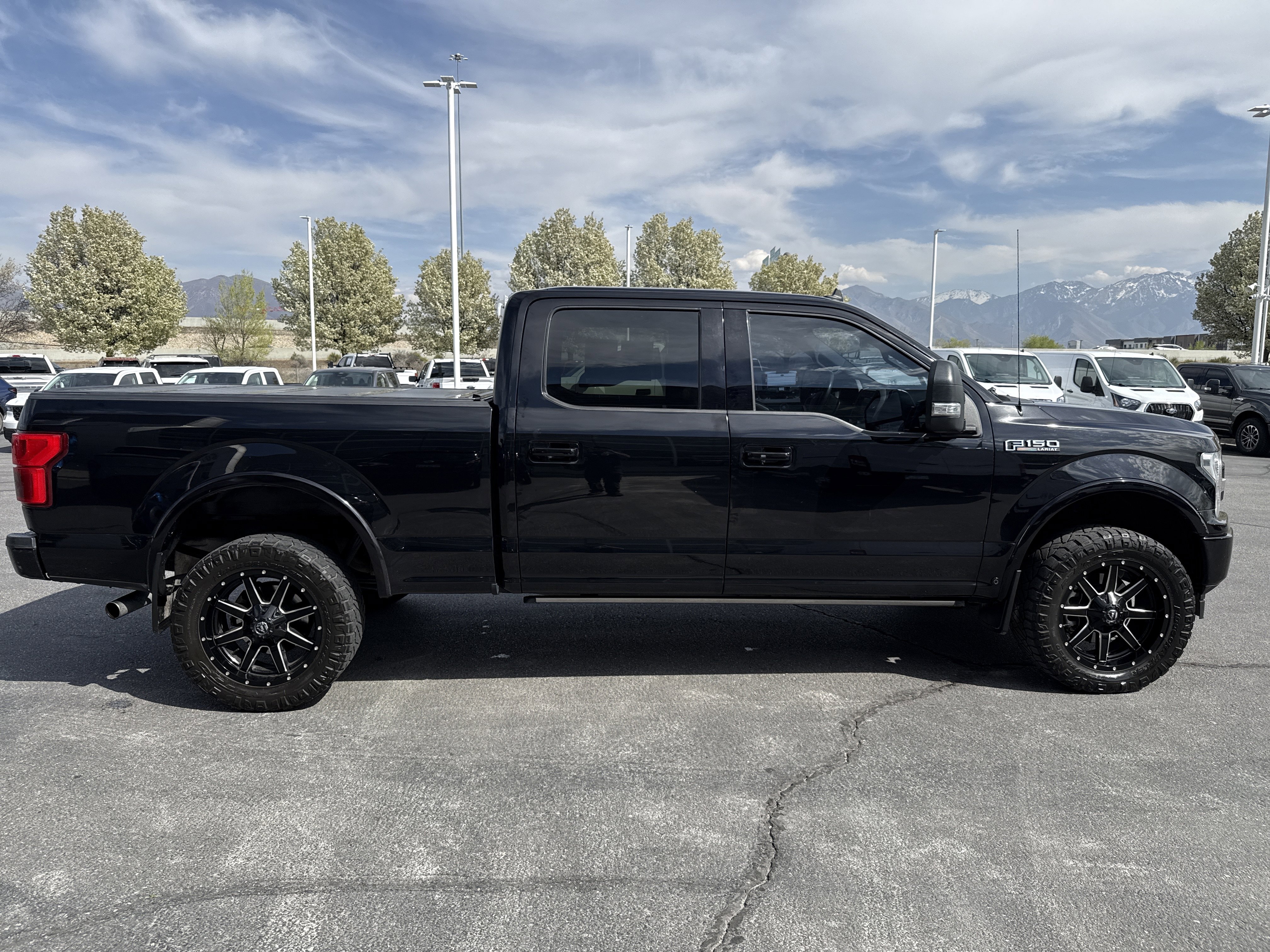 Used 2019 Ford F150 Lariat w/ Equipment Group 502A Luxury image 6