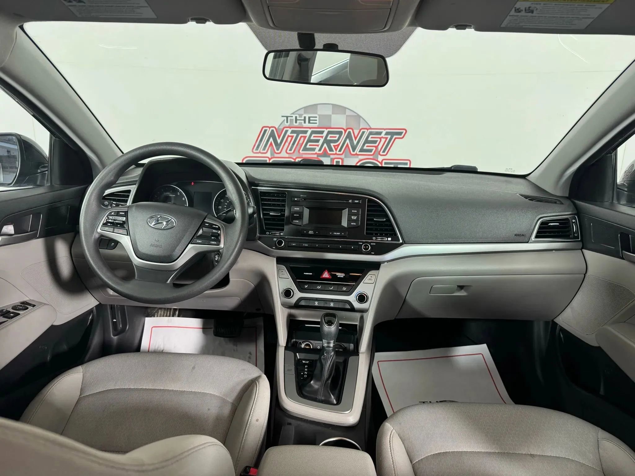 Used 2018 Hyundai Elantra SE w/ Cargo Package FWD image 11