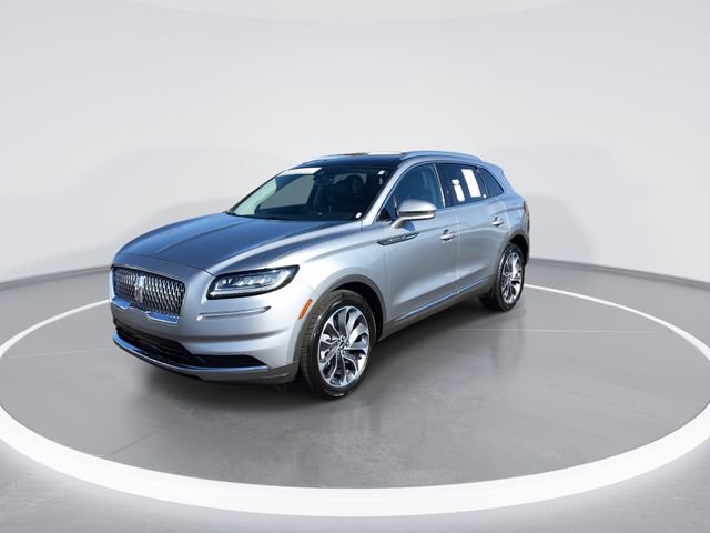 Used 2022 Lincoln Nautilus Reserve image 4
