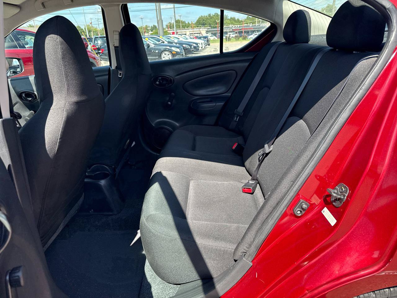 Used 2017 Nissan Versa S Plus FWD image 12
