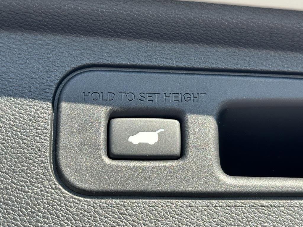 New 2026 Honda Odyssey Touring image 23