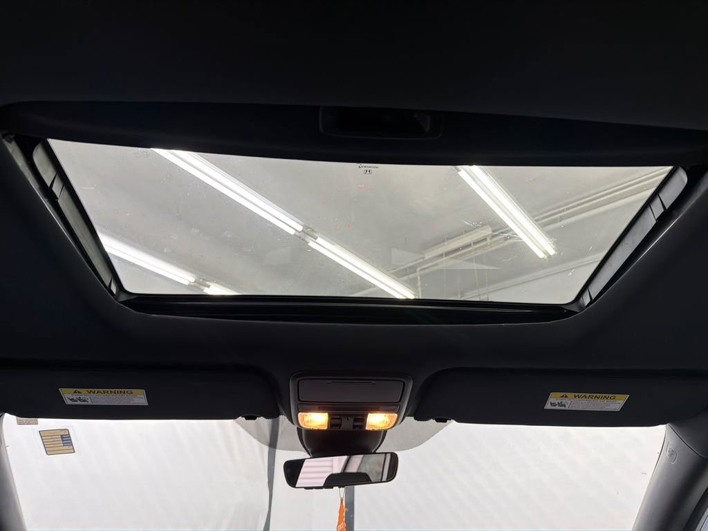 Used 2023 Honda Odyssey Sport image 25