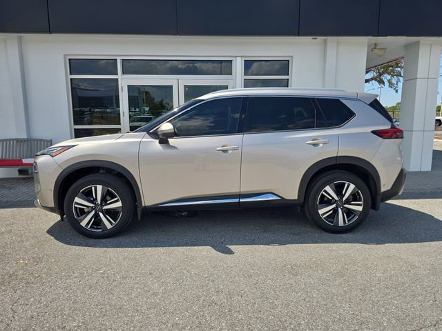 Used 2023 Nissan Rogue Platinum w/ Platinum Premium Package image 4