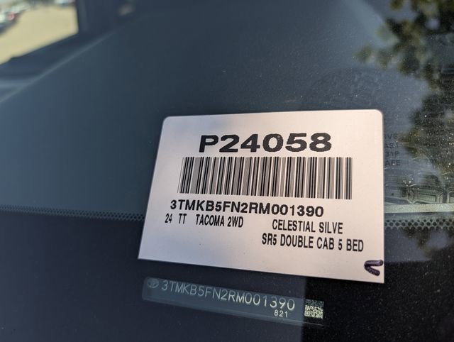Used 2024 Toyota Tacoma SR5 RWD image 35