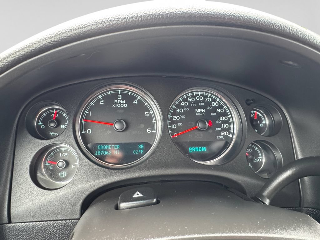 Used 2013 Chevrolet Suburban LTZ AWD/4WD image 14