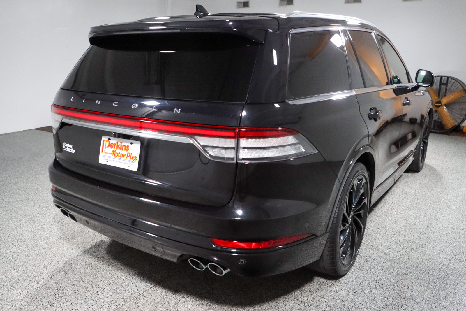 Used 2022 Lincoln Aviator Reserve w/ Equipment Group 201A RWD image 7