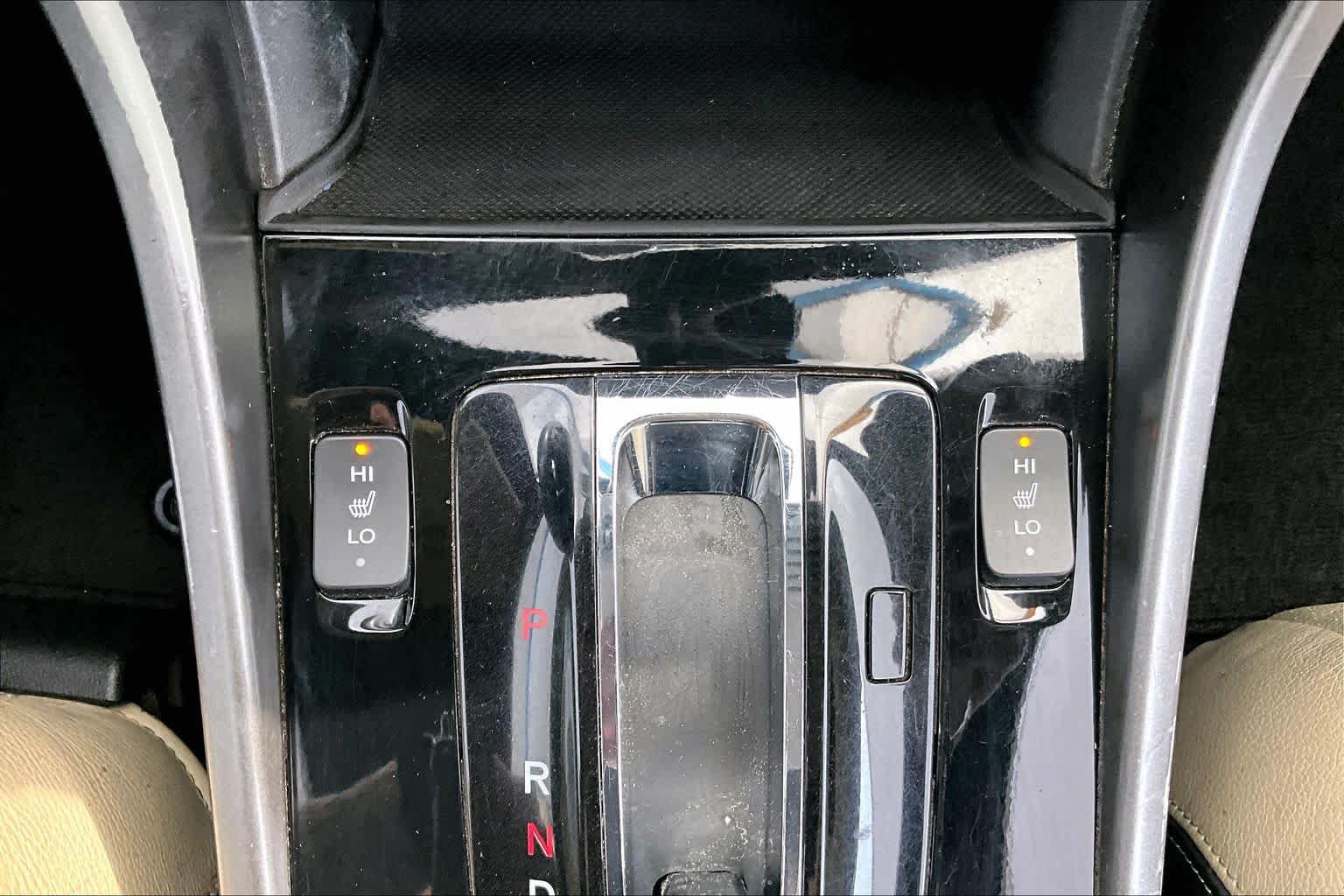 Used 2016 Honda Accord Touring image 32
