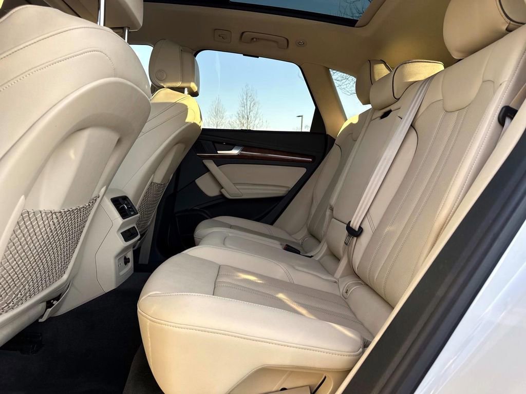 Used 2021 Audi Q5 2.0T Premium Plus w/ Premium Plus Package image 30