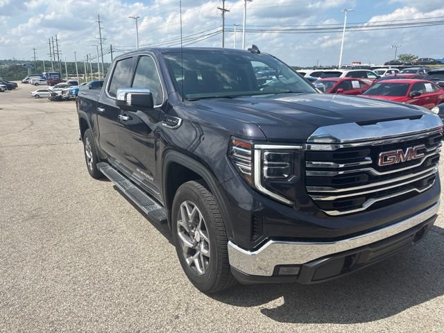 Used 2025 GMC Sierra 1500 SLT w/ SLT Premium Package AWD/4WD image 3