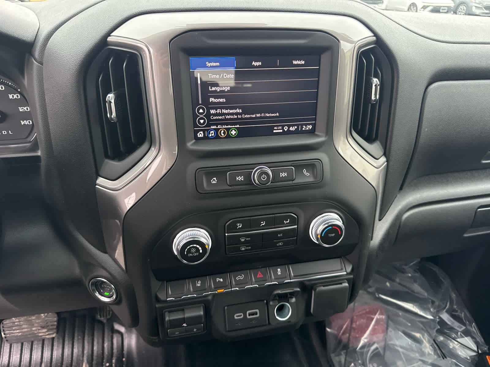New 2026 GMC Sierra 2500 Pro w/ 1SA Pro Safety Plus Package AWD/4WD image 21
