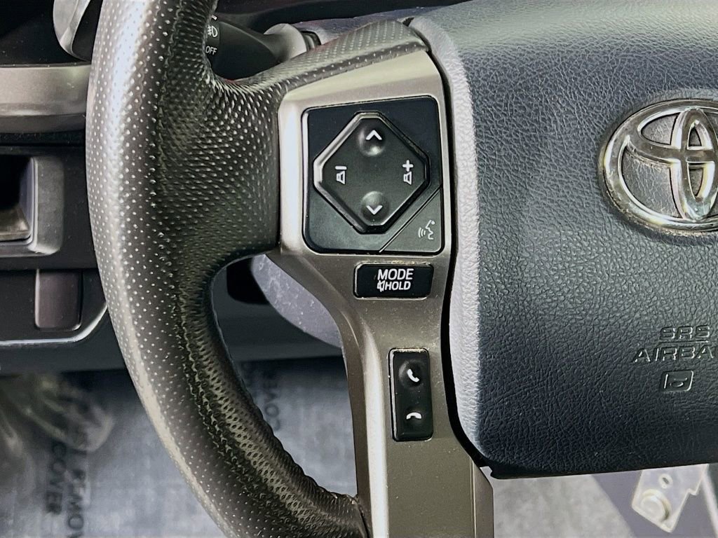 Used 2017 Toyota Tacoma SR5 image 10
