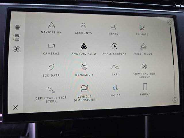 Used 2025 Land Rover Range Rover SE image 21