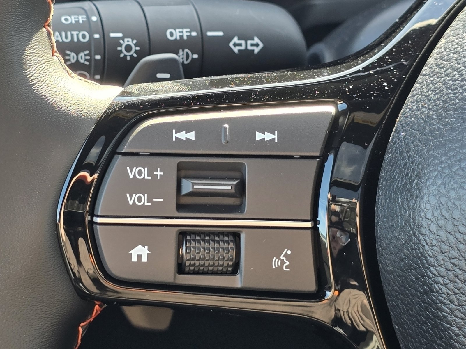 New 2025 Honda Pilot TrailSport image 34