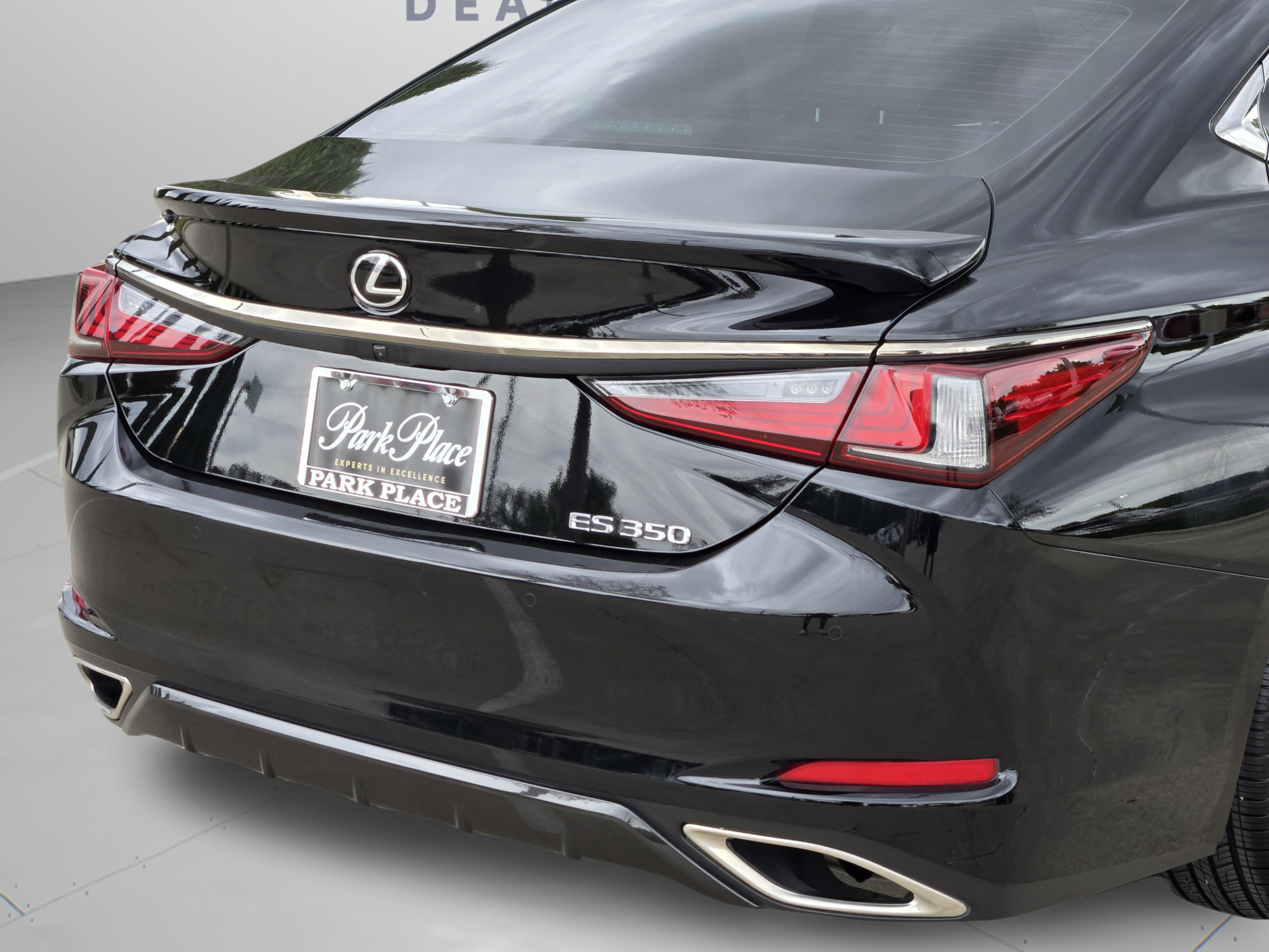 Certified 2022 Lexus ES 350 F Sport w/ Accessory Package 2 FWD image 42