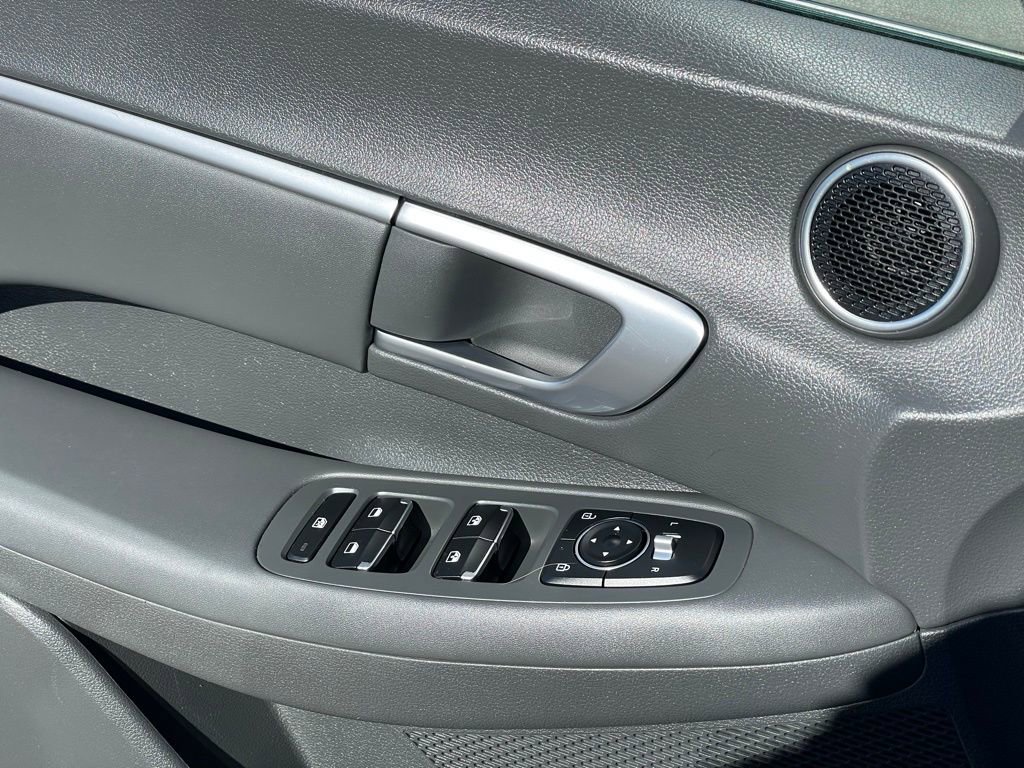 Used 2021 Hyundai Sonata SEL Plus w/ Winter Weather Package FWD image 13