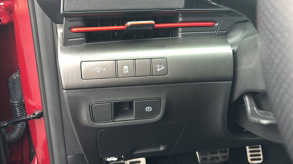 Used 2025 Hyundai Kona N Line S image 15
