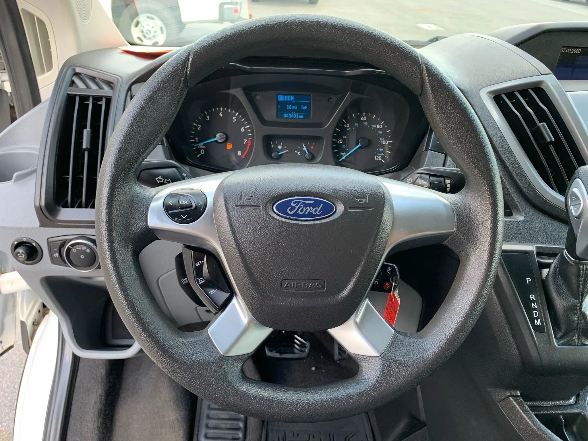 Used 2016 Ford Transit 350 XLT RWD image 10