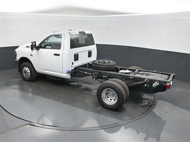 New 2026 RAM 3500 Tradesman w/ Chrome Appearance Group image 19