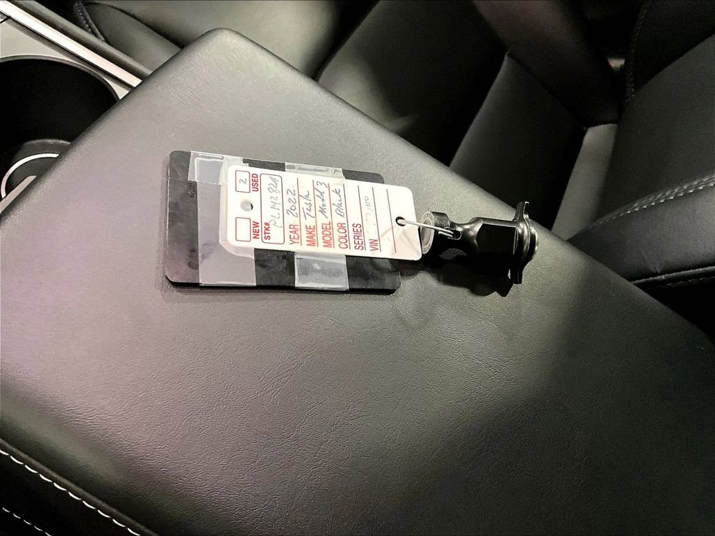 Used 2022 Tesla Model 3 image 16