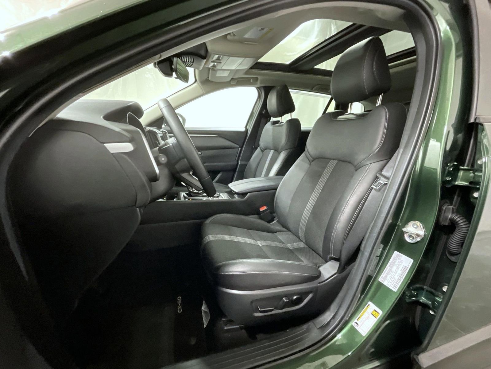 Certified 2025 MAZDA CX-50 AWD 2.5 S w/ Premium Package image 11