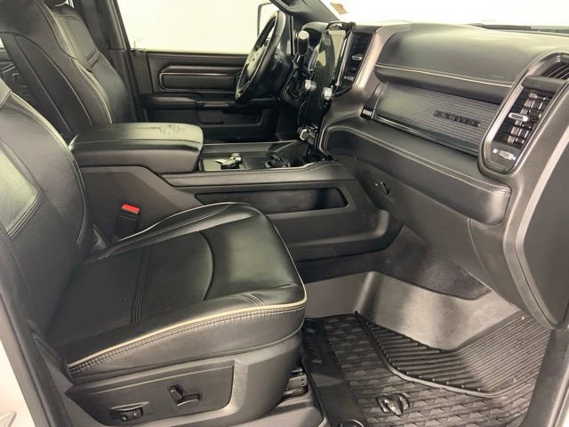 Used 2024 RAM 3500 Limited w/ Night Edition AWD/4WD image 17
