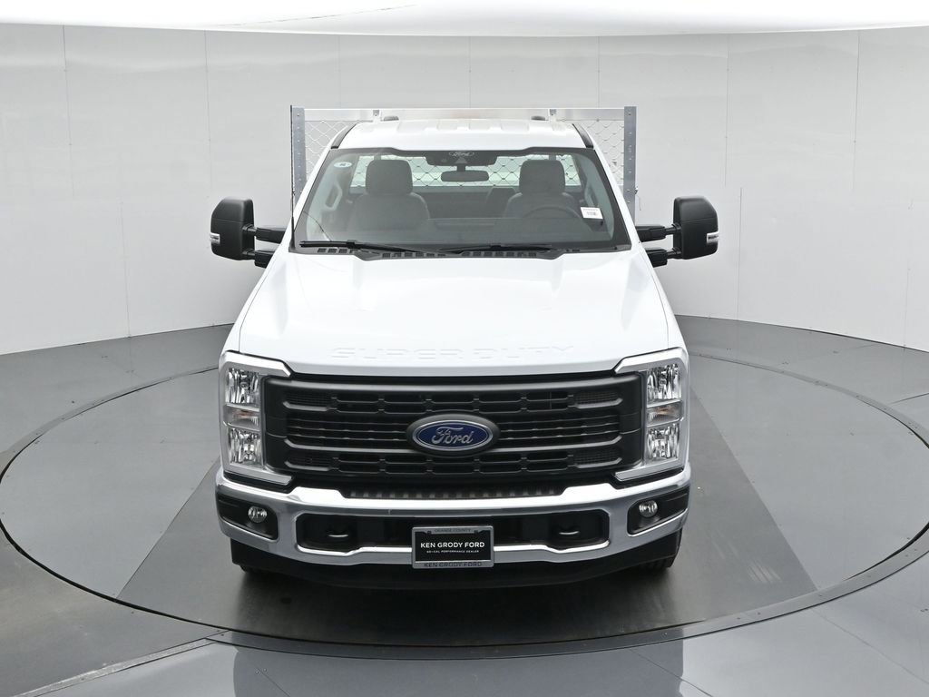 New 2026 Ford F250 XL w/ XL Chrome Package image 37