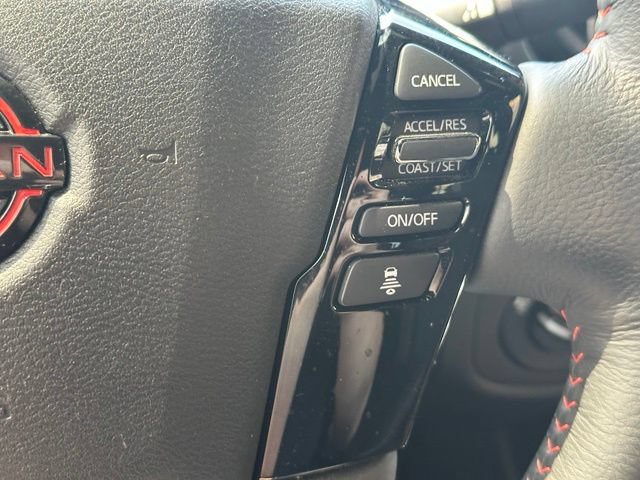 Used 2025 Nissan Frontier PRO-4X w/ Pro Convenience Package AWD/4WD image 18