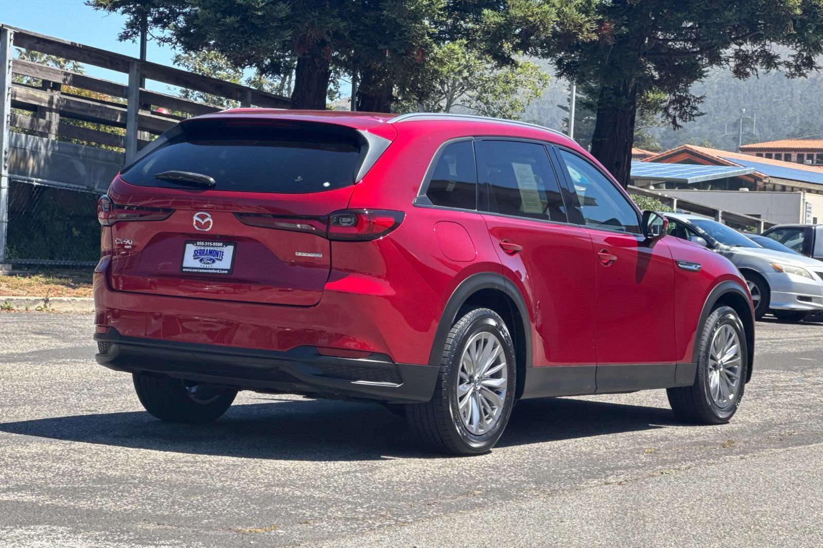 Used 2024 MAZDA CX-90 Plug-In Hybrid w/ Preferred AWD/4WD image 4