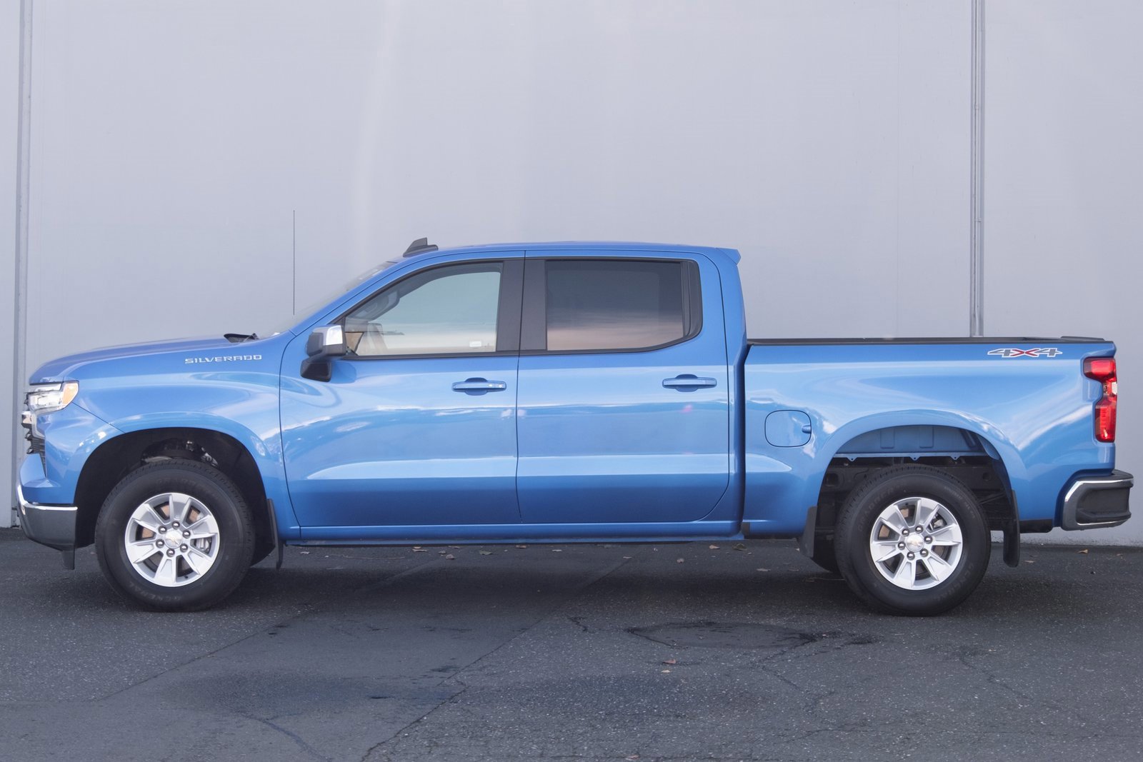 Used 2025 Chevrolet Silverado 1500 LT image 23