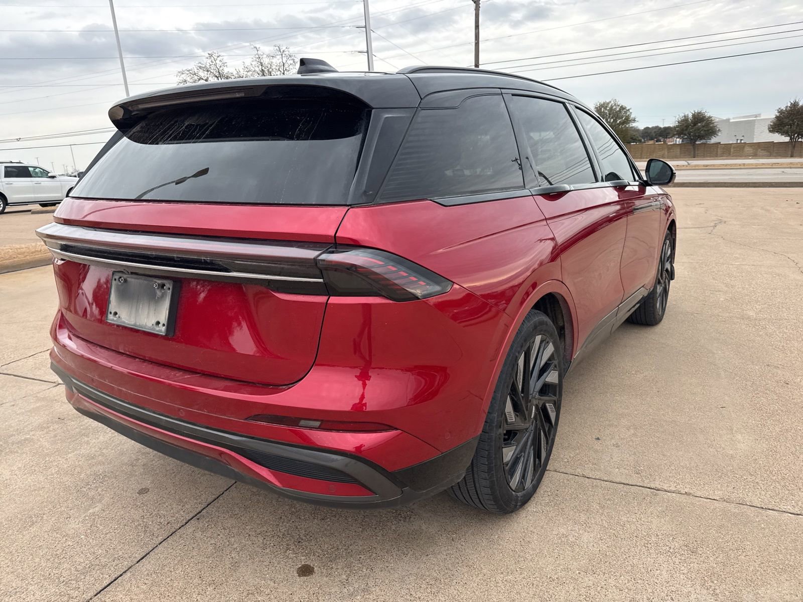 Used 2024 Lincoln Nautilus Reserve w/ Equipment Group 202A image 7