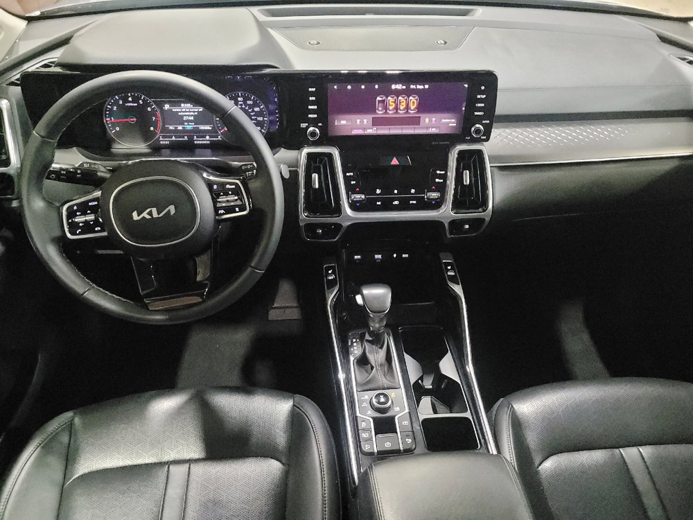 Used 2022 Kia Sorento SX image 22