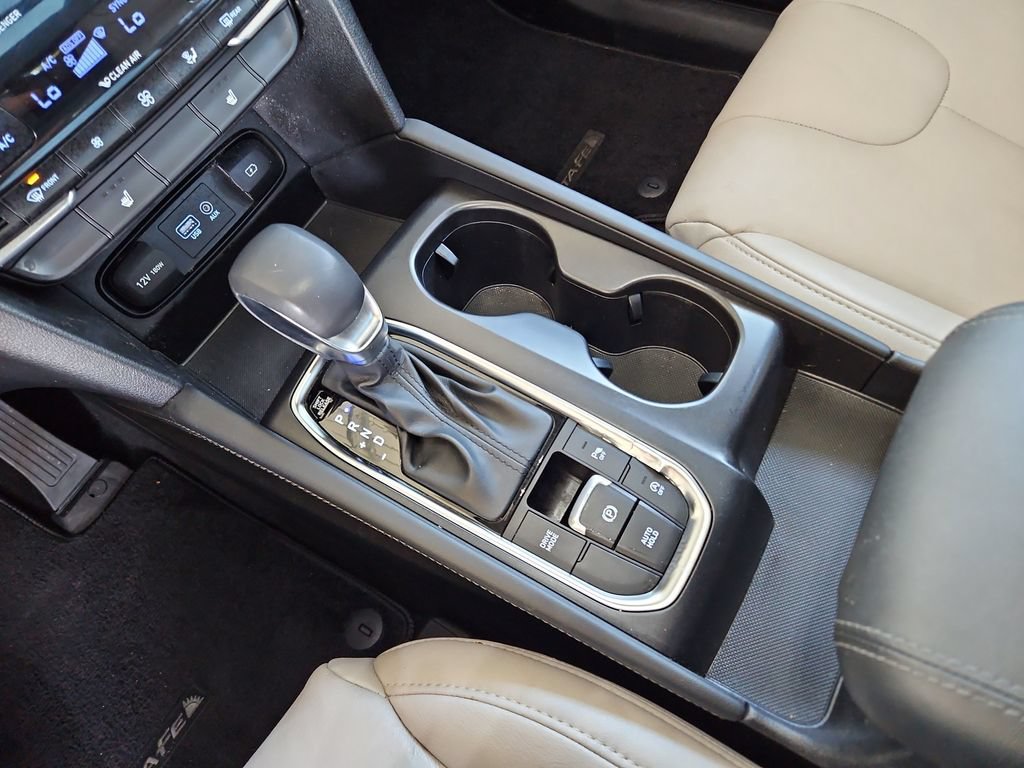 Used 2019 Hyundai Santa Fe Limited FWD image 18