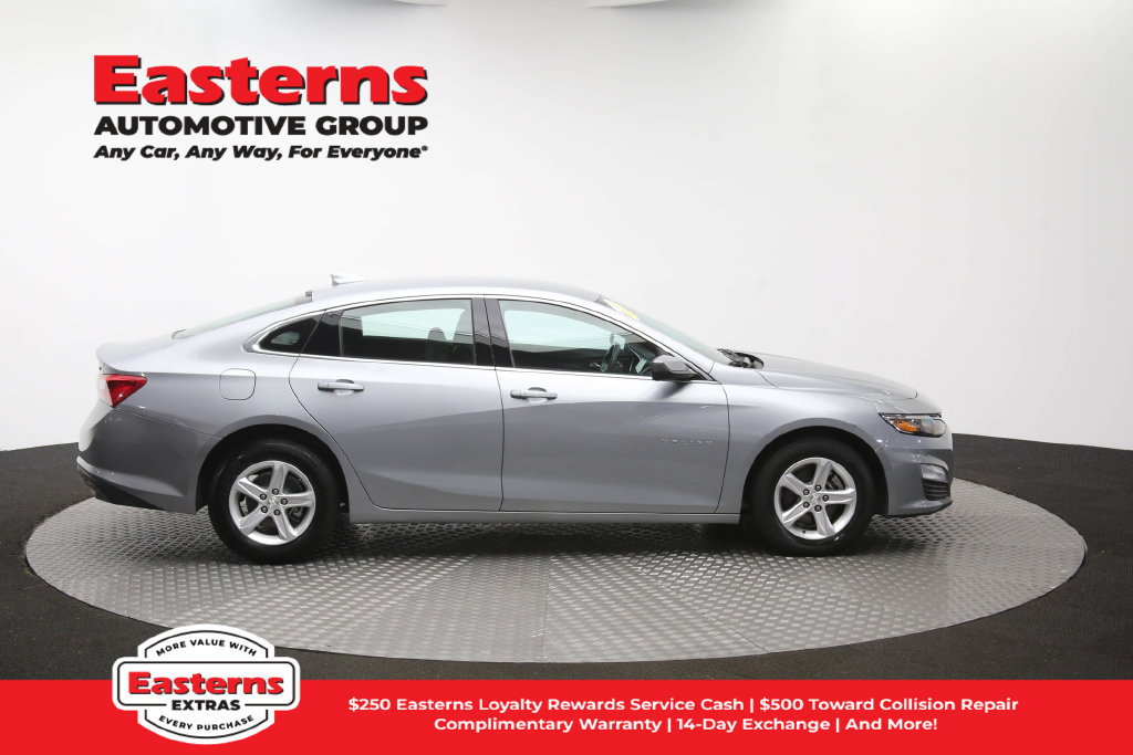 Used 2023 Chevrolet Malibu LT FWD image 45