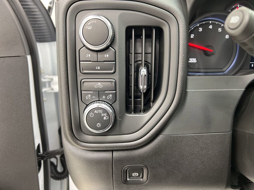 New 2025 GMC Sierra 2500 Pro w/ Convenience Package image 14