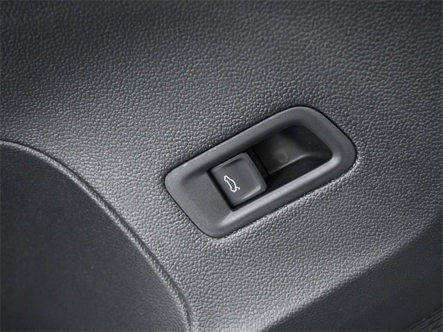 New 2025 Volkswagen Atlas SEL image 21