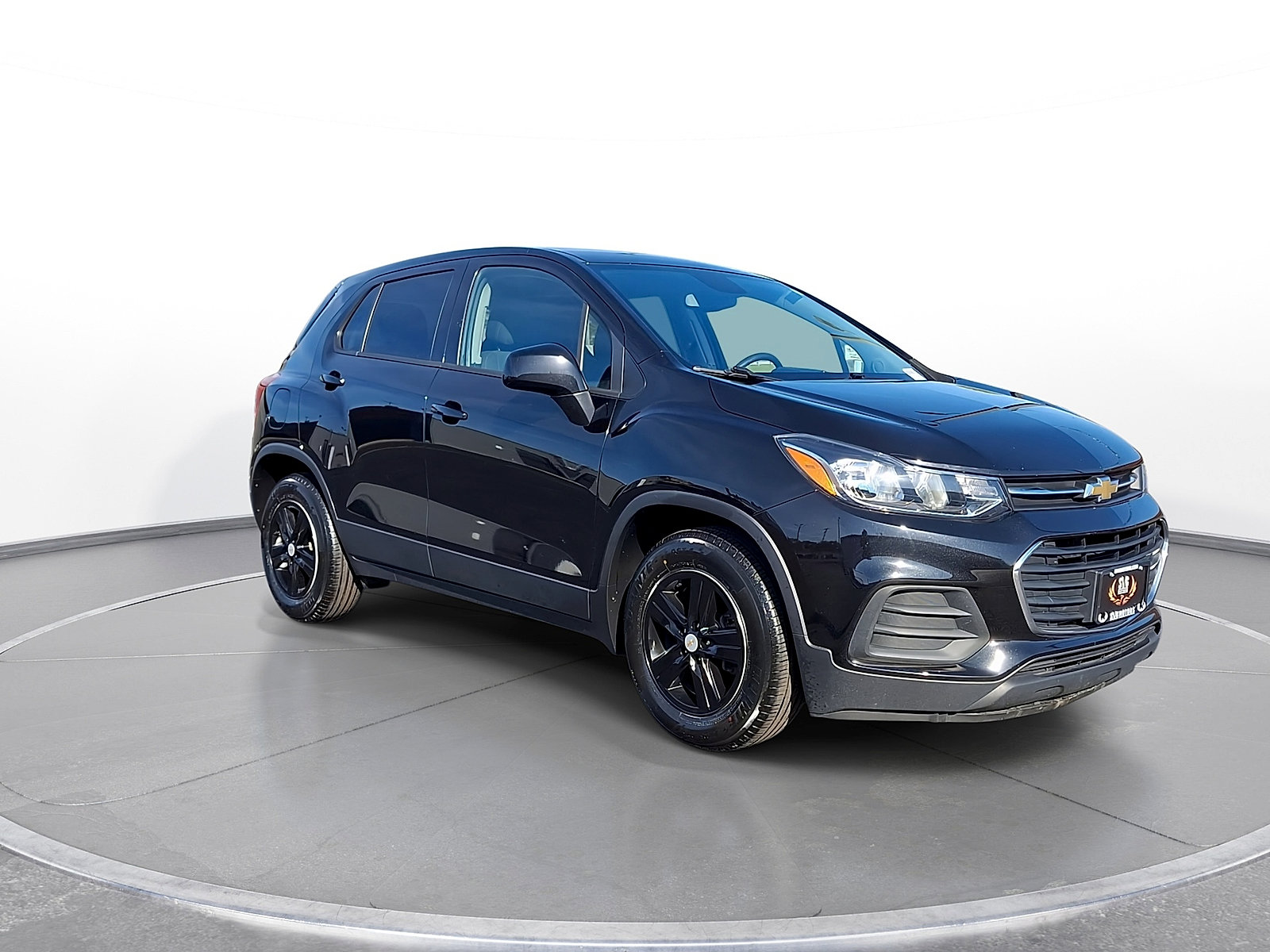 Used 2020 Chevrolet Trax LS w/ Tint and Cruise Package FWD image 2