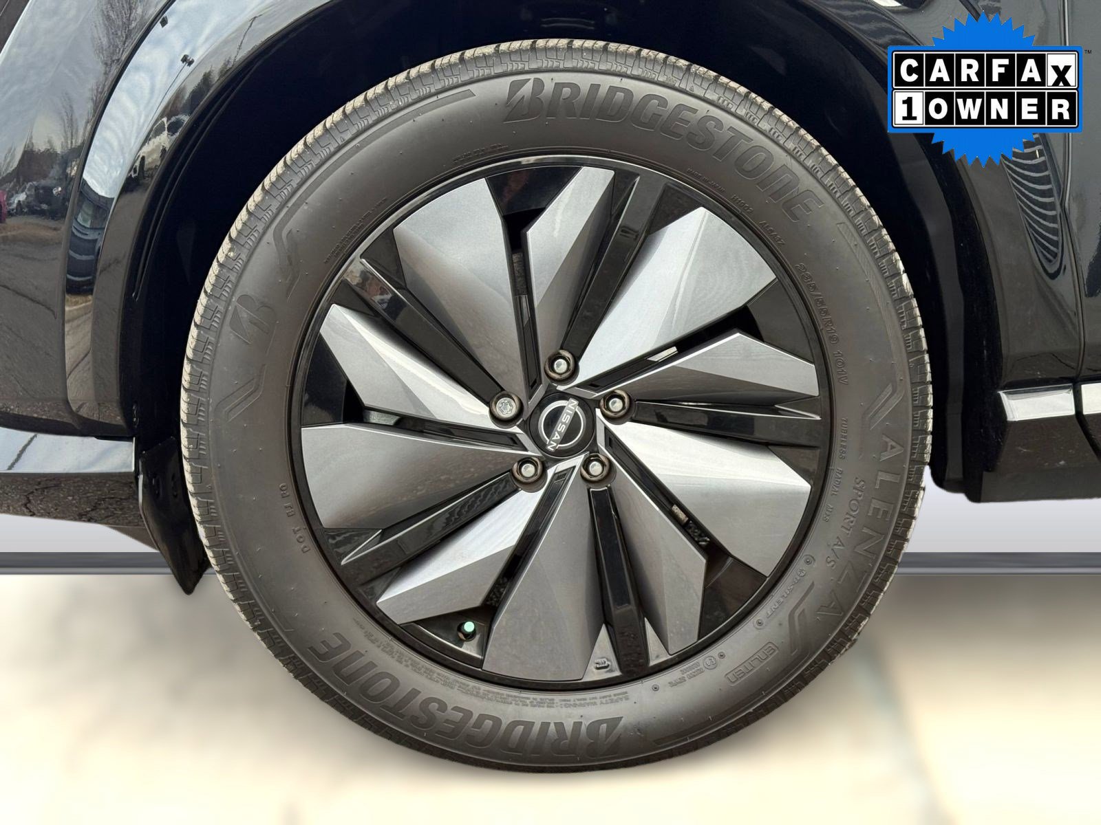 Used 2023 Nissan Ariya AWD image 11