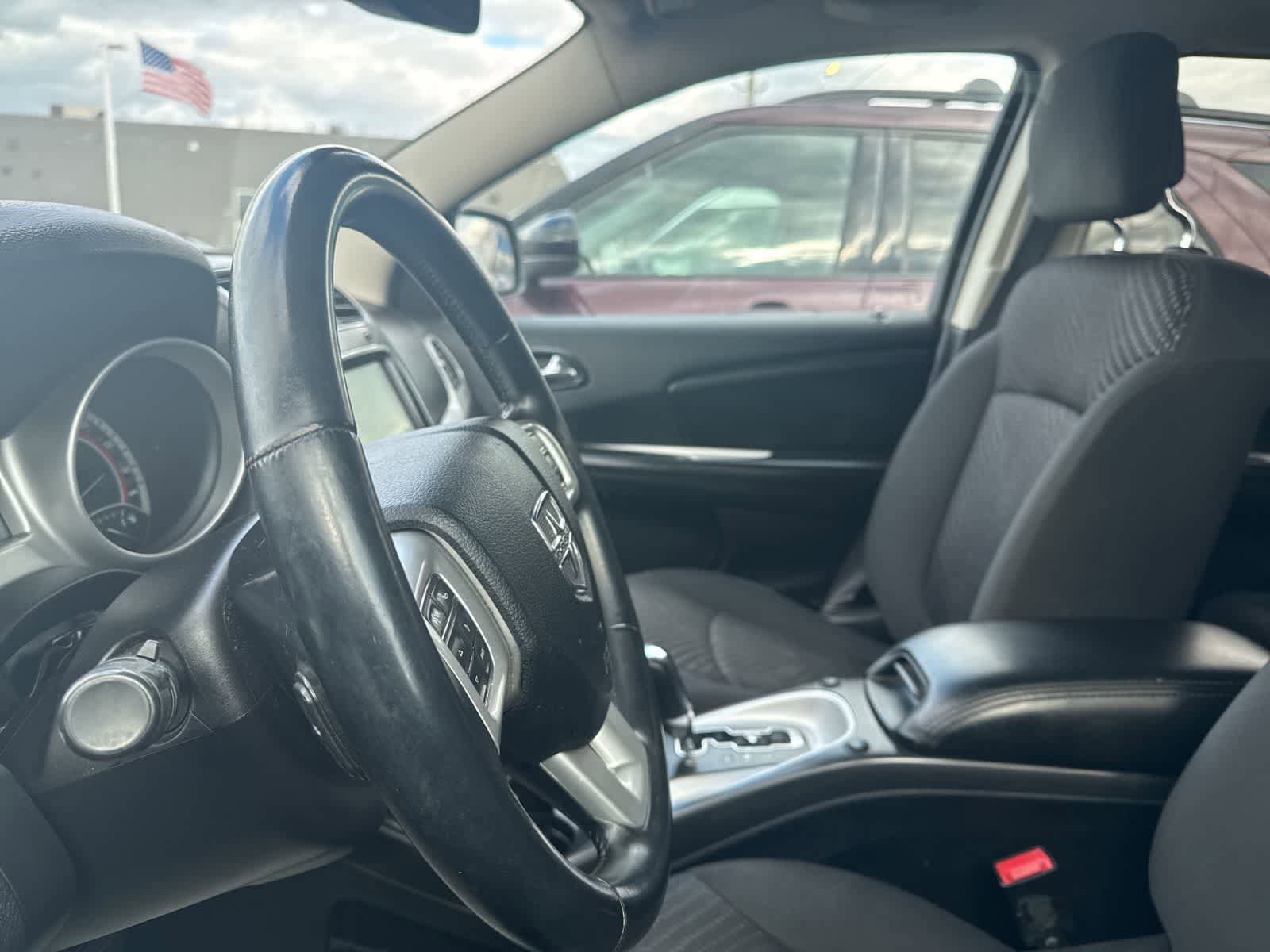 Used 2015 Dodge Journey SXT w/ Blacktop Package FWD image 32