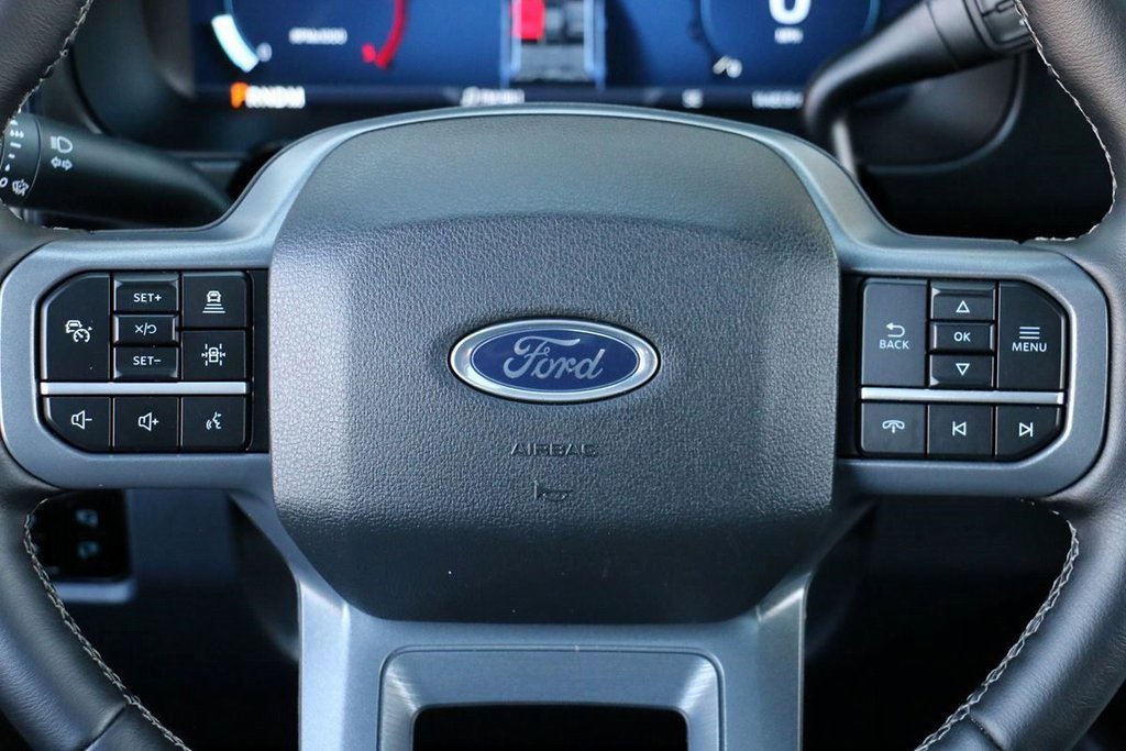 Certified 2025 Ford F350 Lariat w/ Lariat Ultimate Package image 29