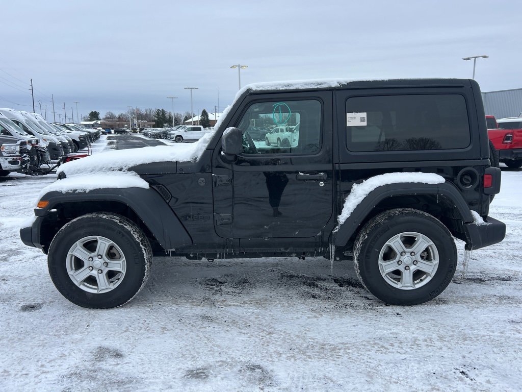 Used 2022 Jeep Wrangler Sport S image 5