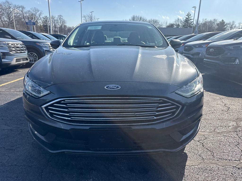 Used 2018 Ford Fusion S image 3