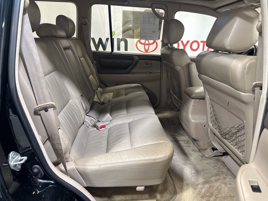 Used 2002 Toyota Land Cruiser image 15