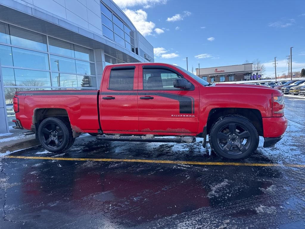 Used 2017 Chevrolet Silverado 1500 Custom image 12