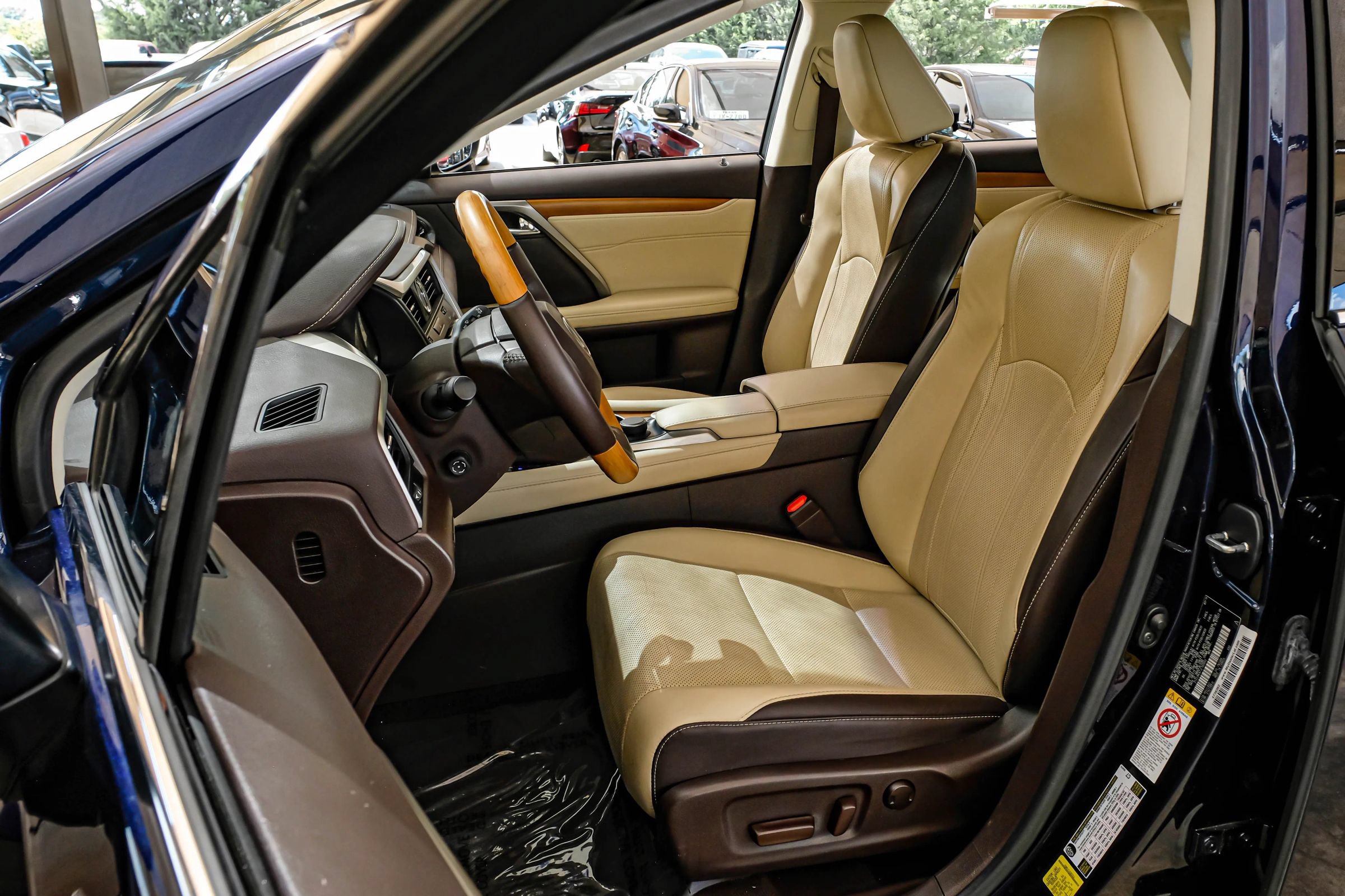 Used 2018 Lexus RX 350 FWD w/ Premium Package image 39
