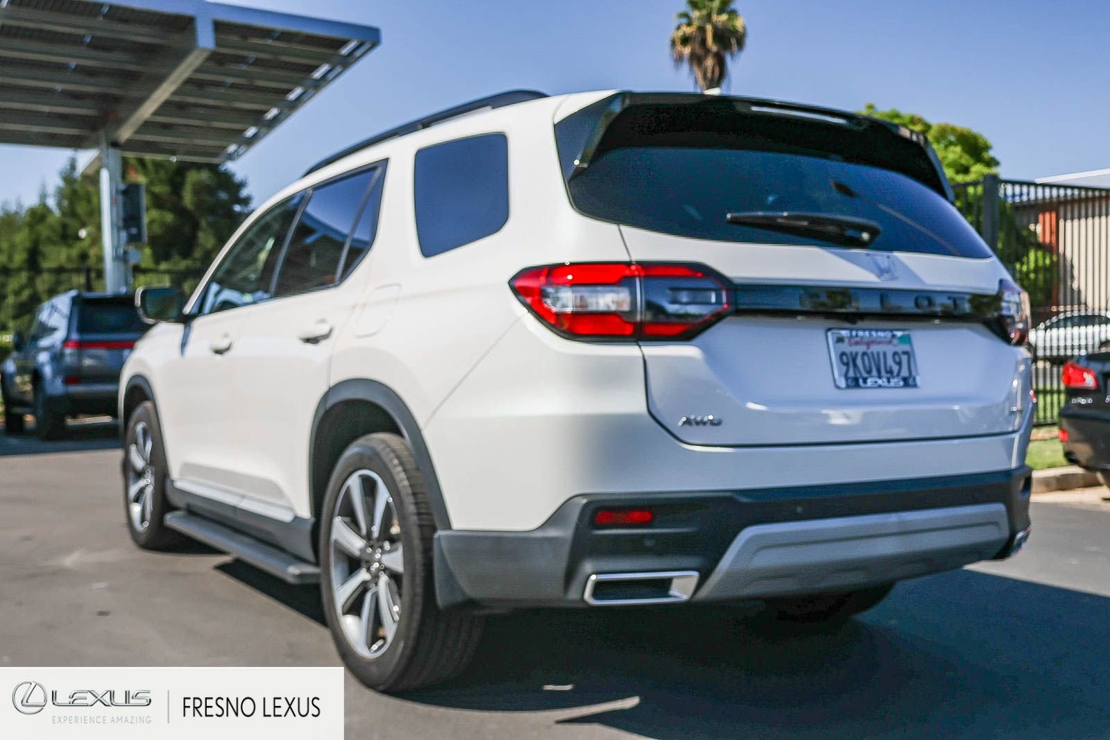 Used 2024 Honda Pilot Elite image 4
