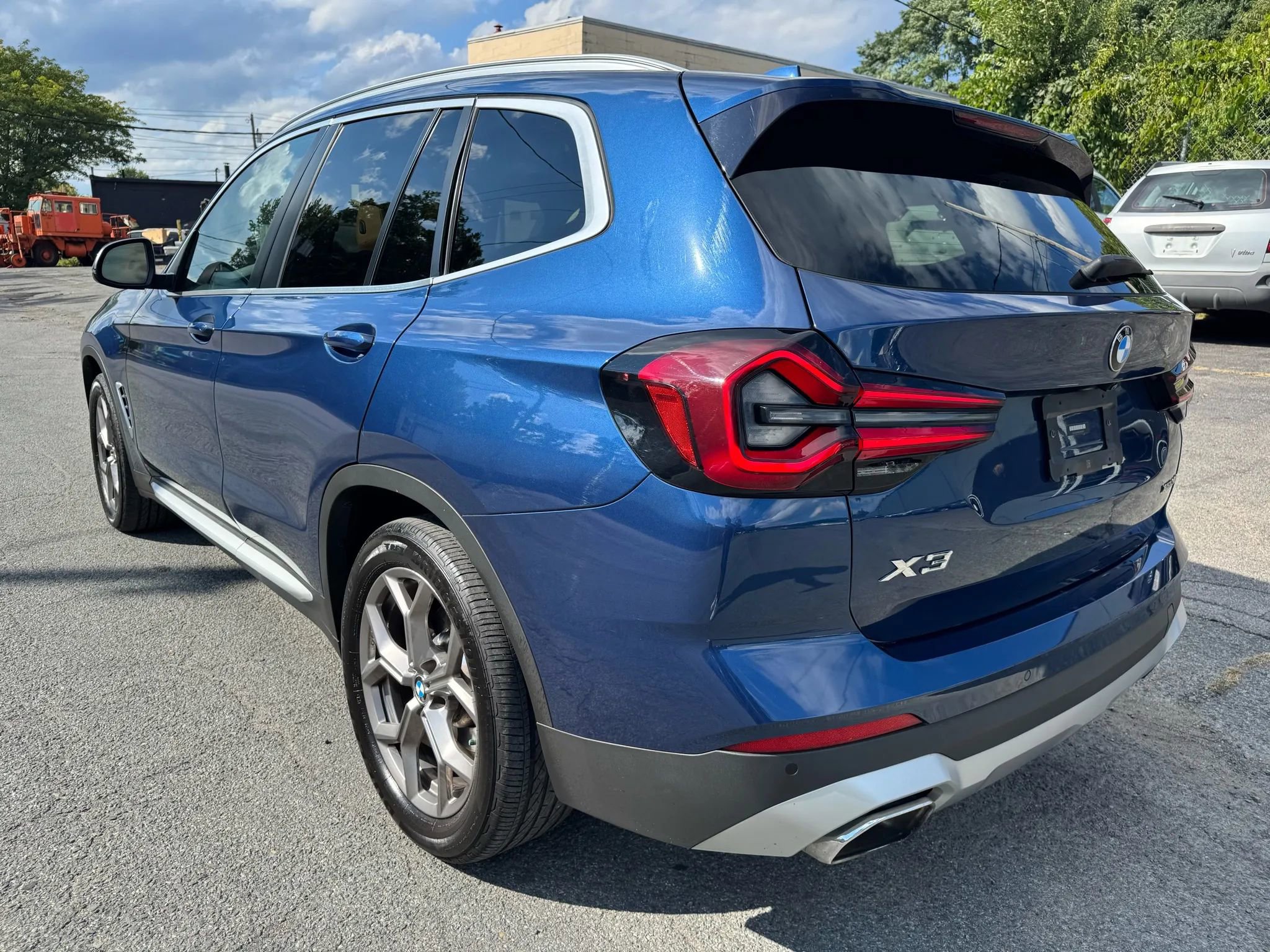 Used 2022 BMW X3 xDrive30i w/ Convenience Package image 7