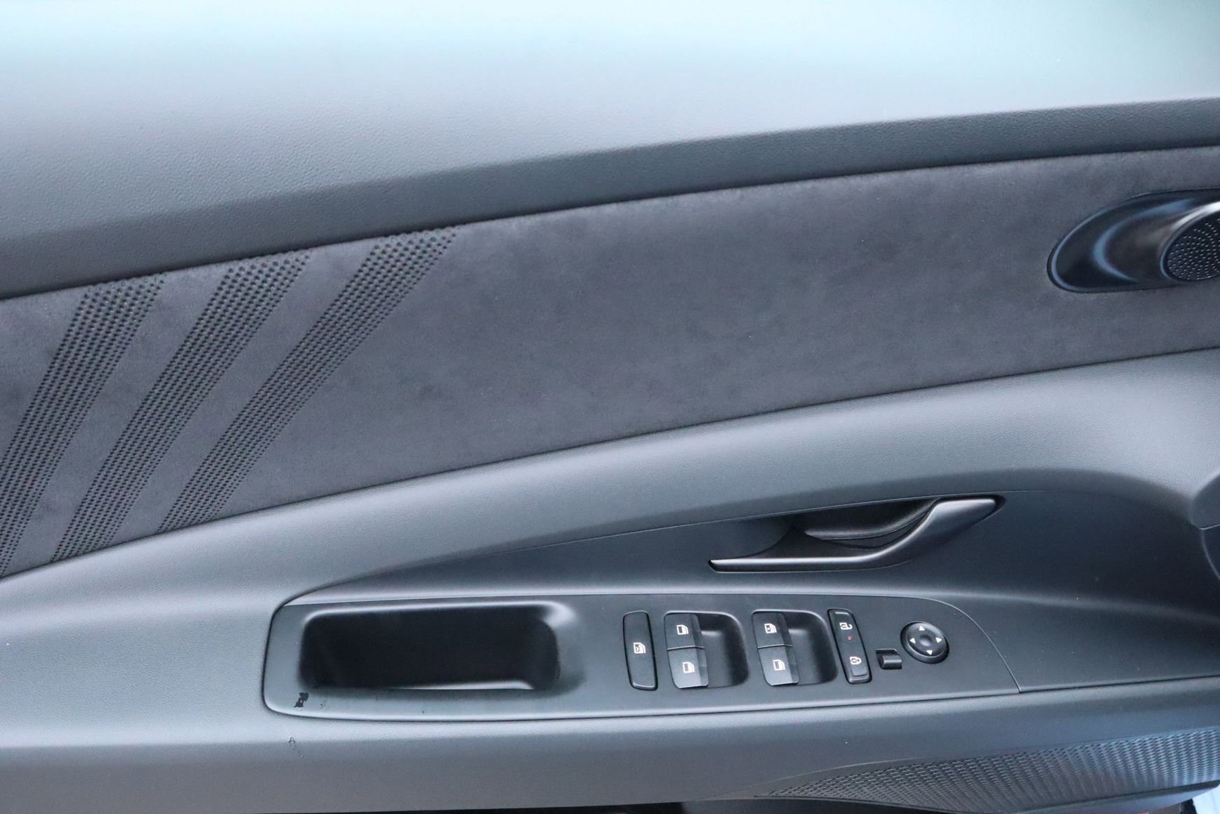 New 2026 Hyundai Elantra N Base image 24