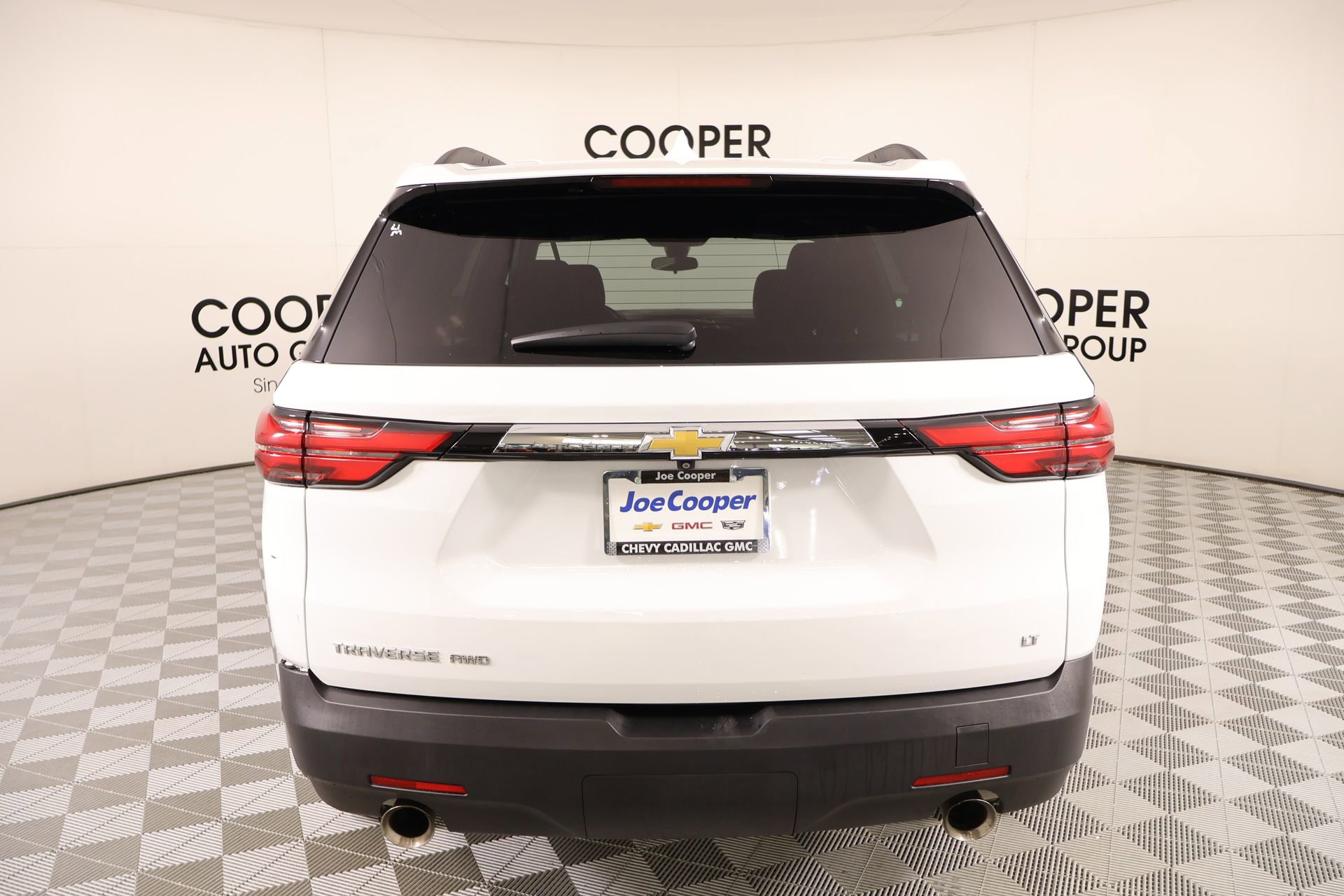 Used 2023 Chevrolet Traverse LT w/ LPO, Floor Liner Package image 21