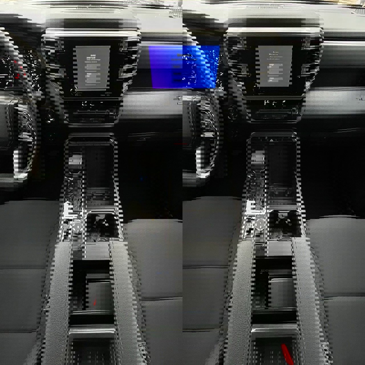 Used 2024 Toyota Tundra SR5 image 19