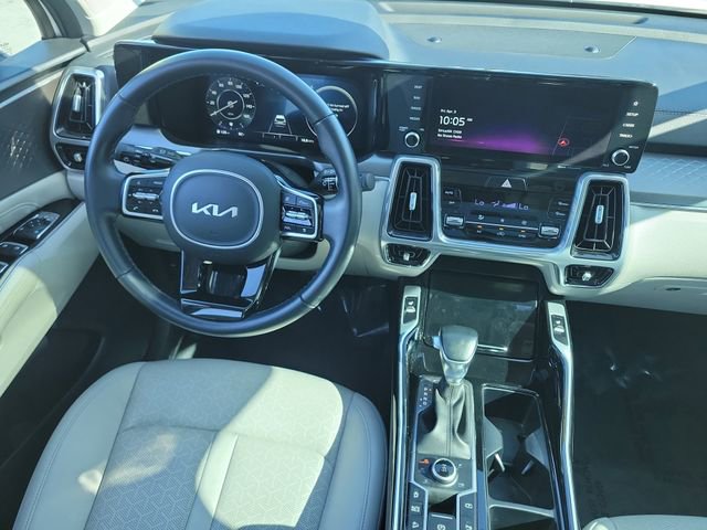 Used 2023 Kia Sorento SX image 17
